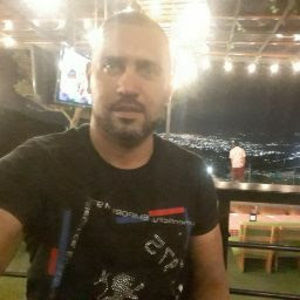 Meet your Posher, Julio cesar